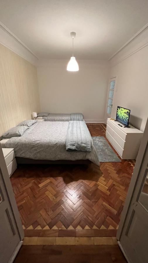 Habitacion Privada Para 3 Grande Con Balcon リスボン エクステリア 写真